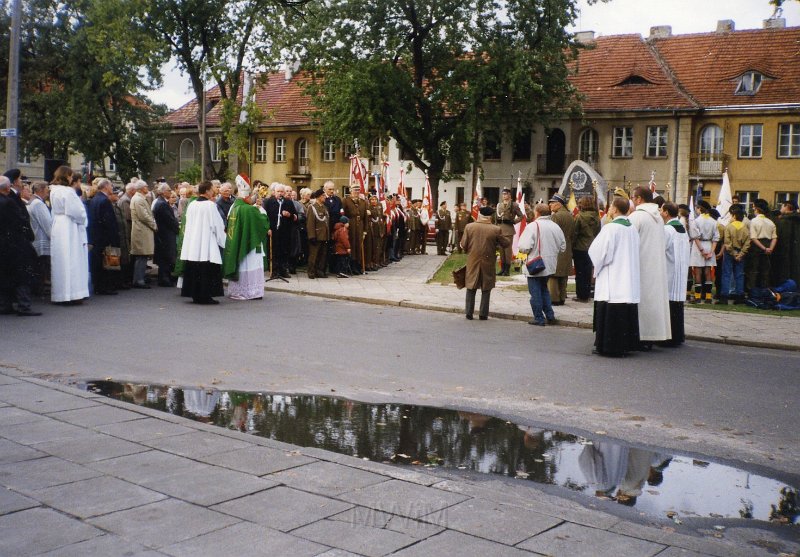 KKE 4905.jpg - Fot. Poświęcenie głazu AK, Warszawa – plac konfederacji, 10 X 1999 r